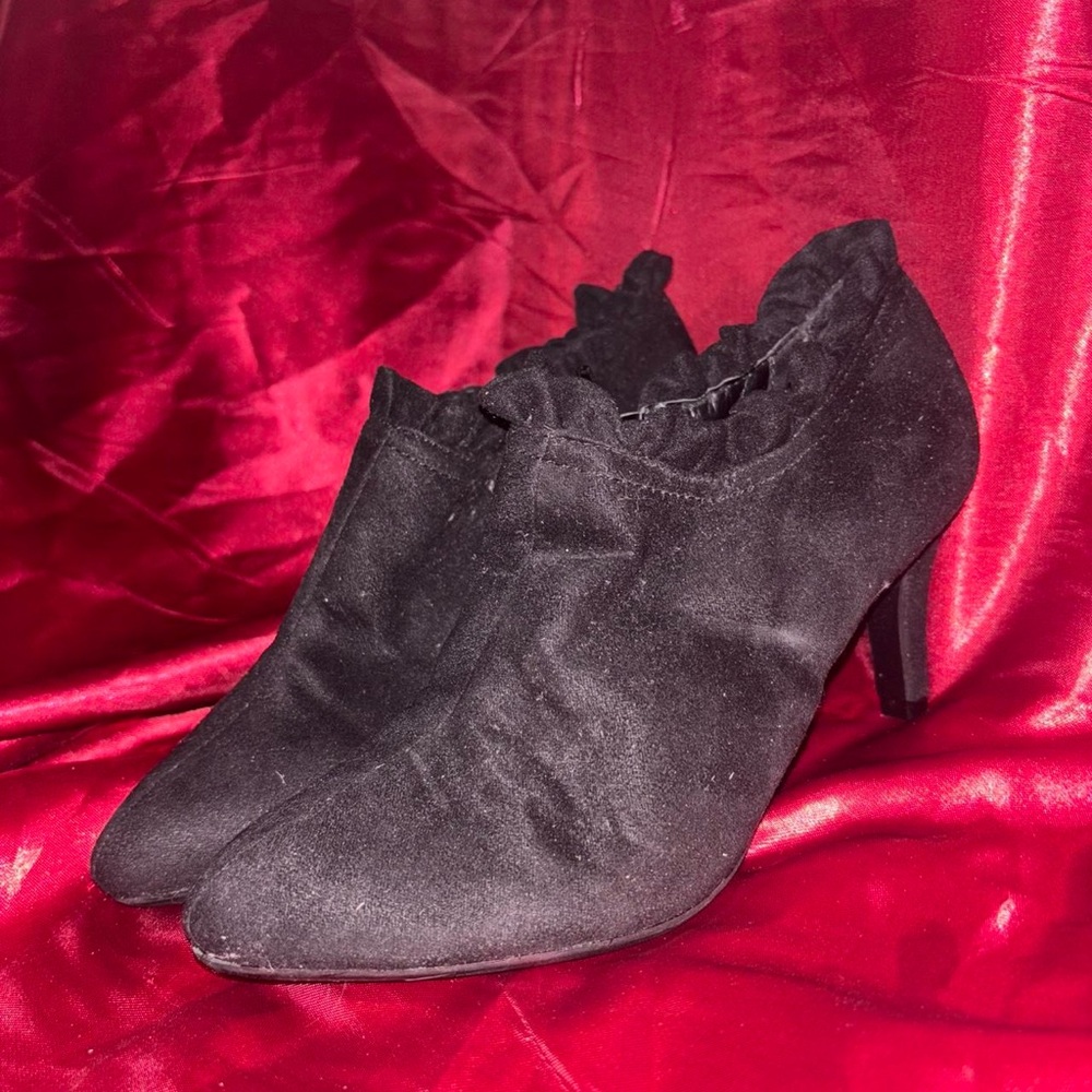 Elegant Black Women's Heels